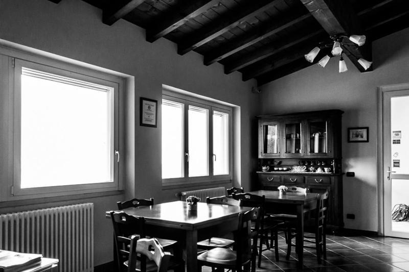 La Vecchia Cantina Страдела Екстериор снимка